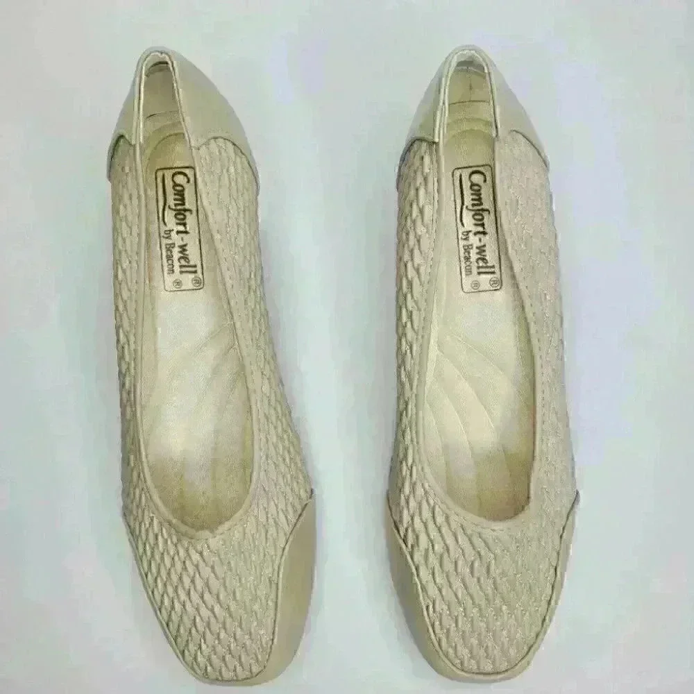 Stretch'n Form by Beacon Beige Women Comfort Shoes Size 8.5/9/10 New